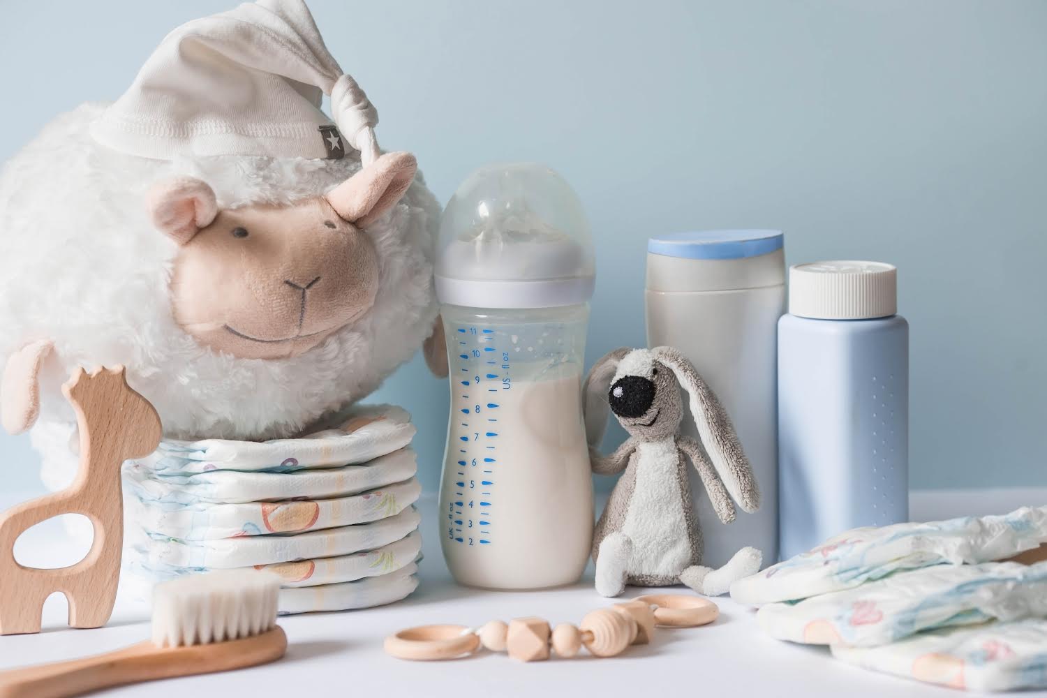 Essential Items for New Parents: A Comprehensive Baby Gear Guide